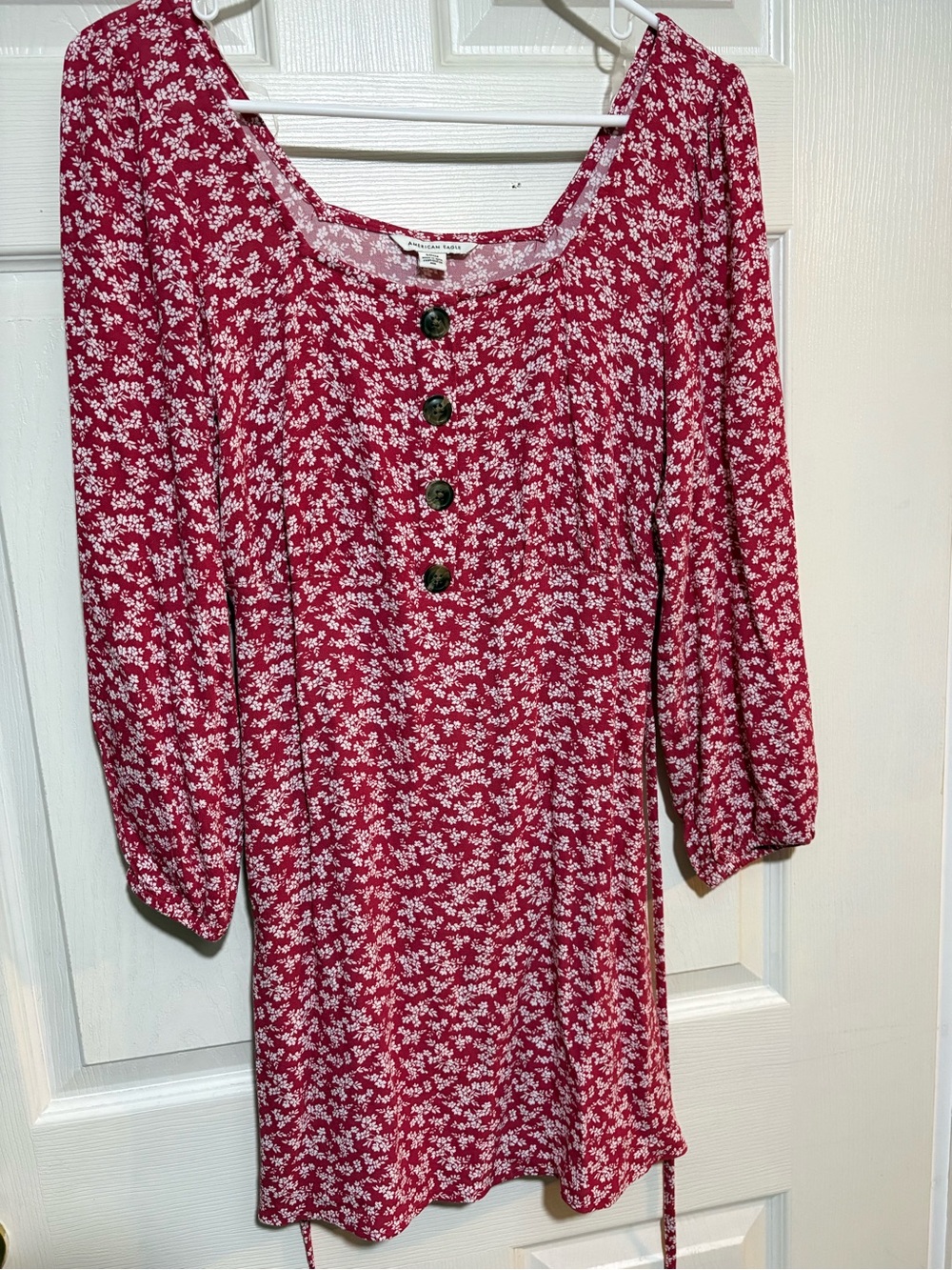 American Eagle Outfitters Red and White Floral Top